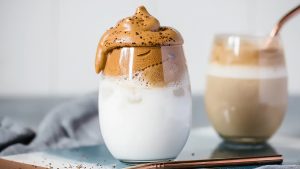 Receta café batido sin lácteos (Dalgona)