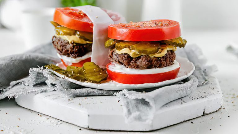 Receta hamburguesa keto de tomate smash