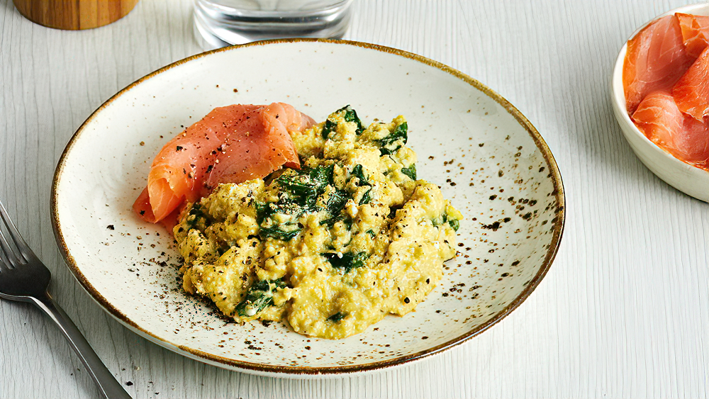Receta Huevos revueltos con espinacas