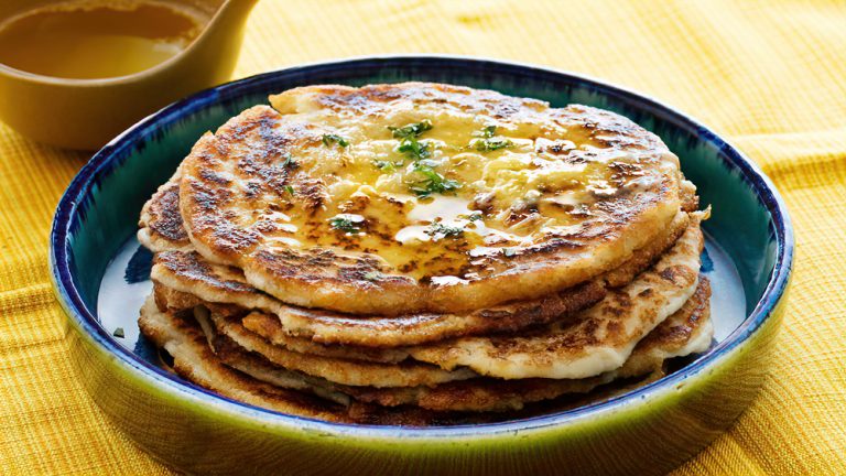 Receta Pan keto naan con mantequilla de ajo derretida