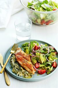 Receta Pechugas de pollo rellenas keto de espinacas y alcachofas