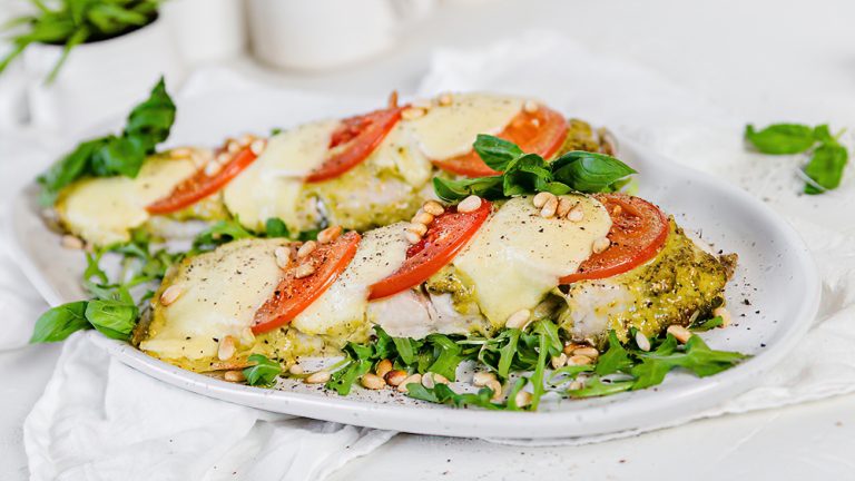 Receta Pescado keto al horno Caprese