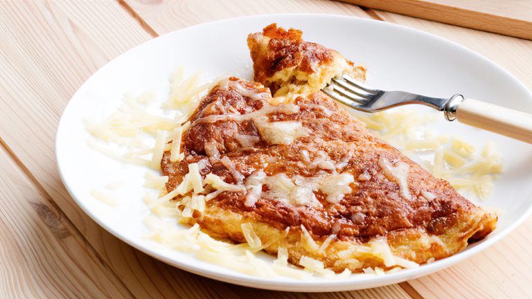 Receta omelette de queso keto