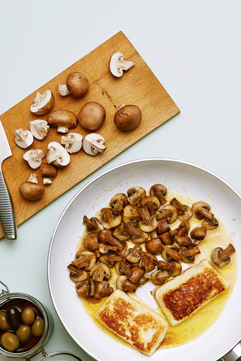 Receta queso frito keto con champiñones