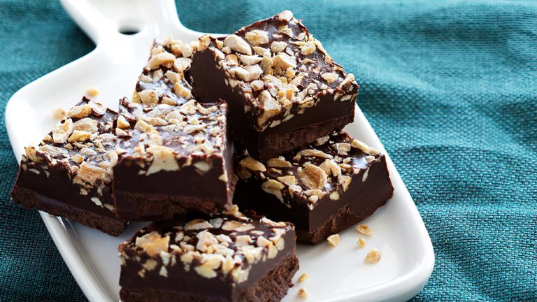 Receta Cuadrados de chocolate y cacahuete bajo en carbohidratos