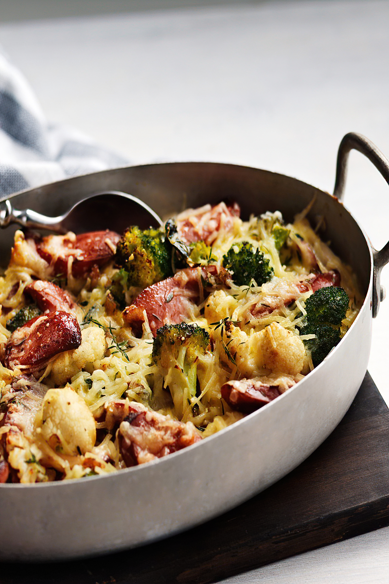 Receta gratinado de brócoli y coliflor con salchichas bajo en carbohidratos
