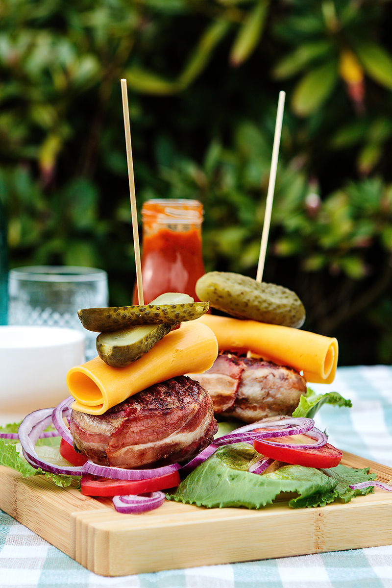 Receta hamburguesas envueltas en bacon