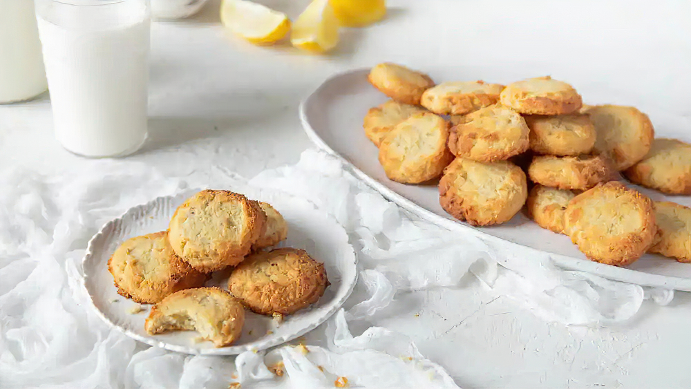 Receta galletas keto de limón y queso crema