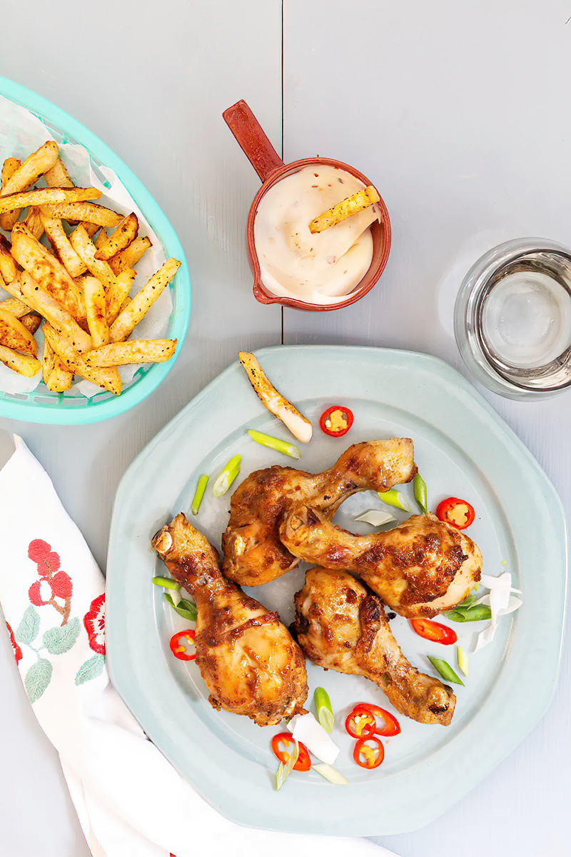 Receta muslos de pollo con “papas” fritas keto