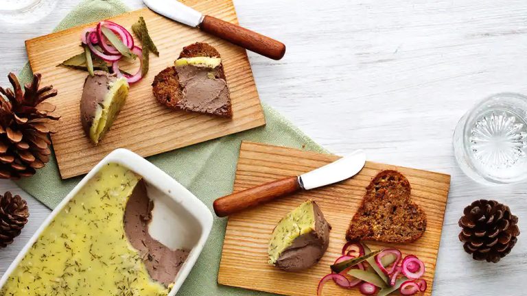 Receta paté keto de hígado de pollo con mantequilla de tomillo