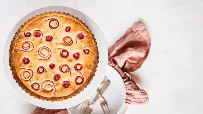 Receta tarta keto de ruibarbo