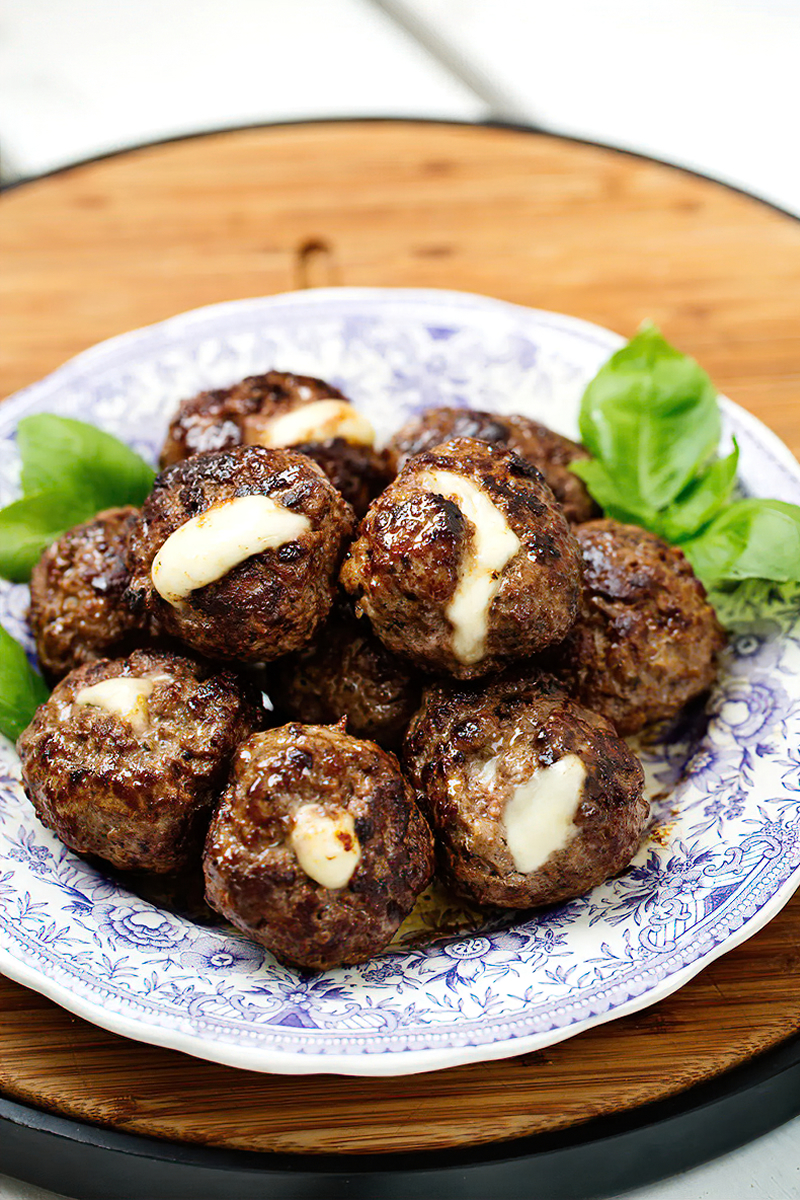 Receta albóndigas rellenas de mozzarella