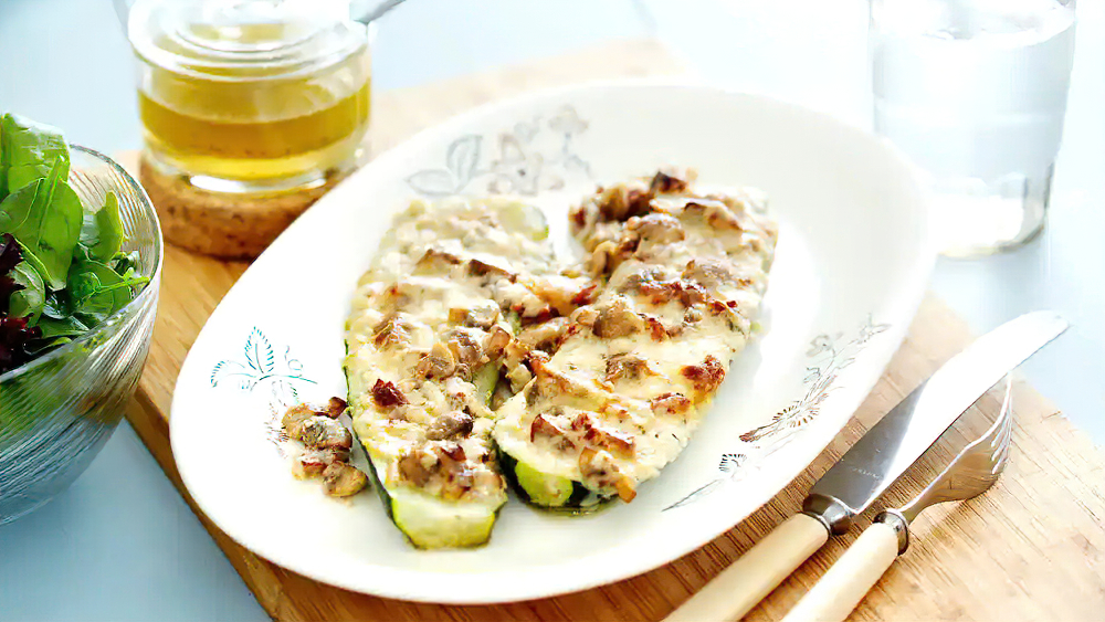 Receta barcas de calabacín bajo en carbohidratos y vegetarianas rellenas