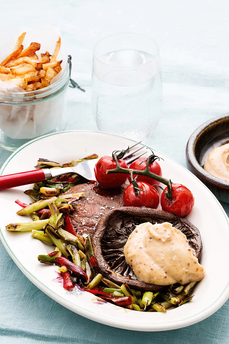 Receta champiñón portobello con “papas” fritas y alioli