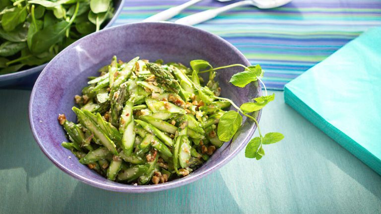 Receta ensalada de espárragos frescos bajo en carbohidratos