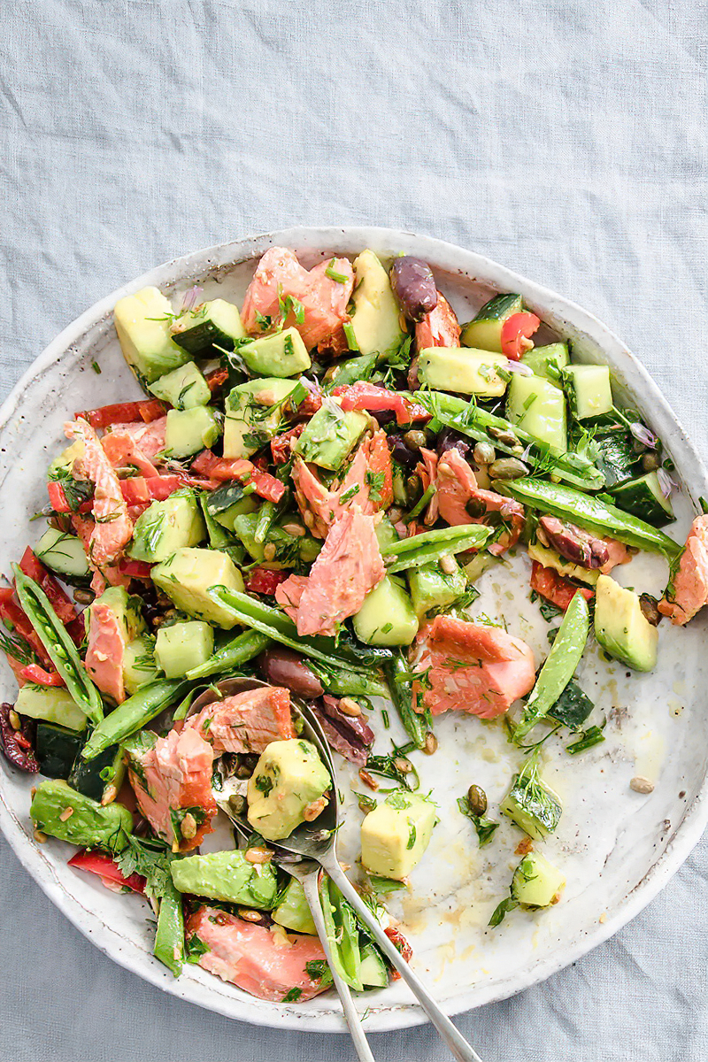 Receta ensalada superfood de salmón