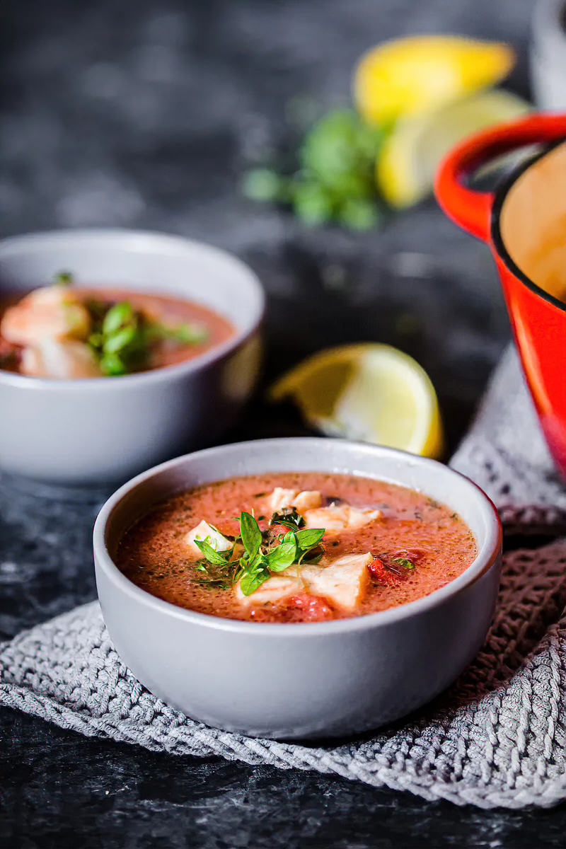 Receta estofado italiano de pescado bajo en carbohidratos