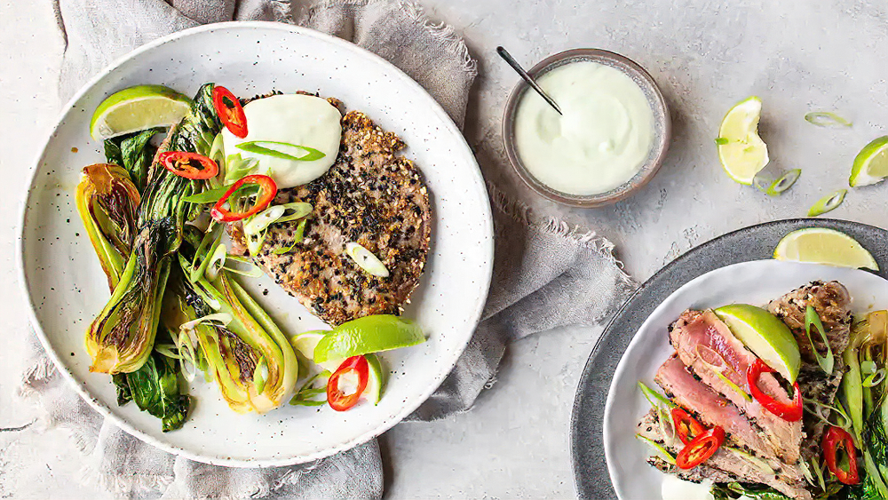 Receta filetes de atún con empanado de sésamo, mayonesa de wasabi y bok choy