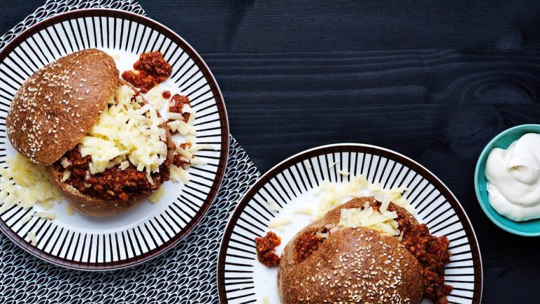 Receta hamburguesa de carne molida y queso bajo en carbohidratos