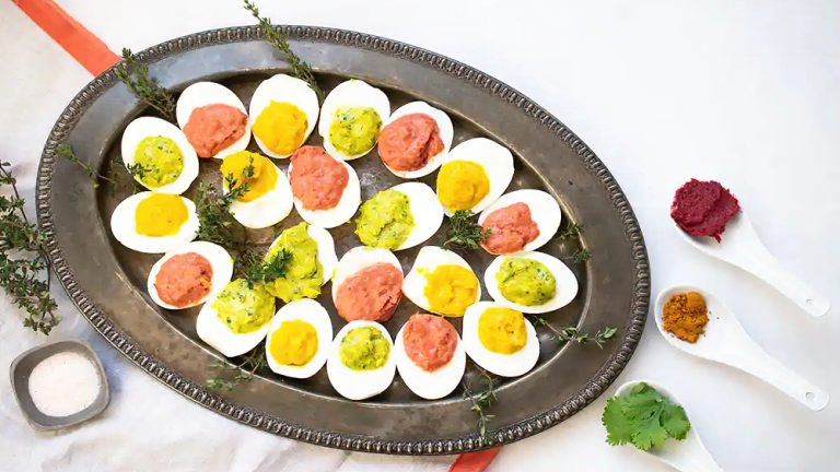 Receta huevos rellenos de primavera