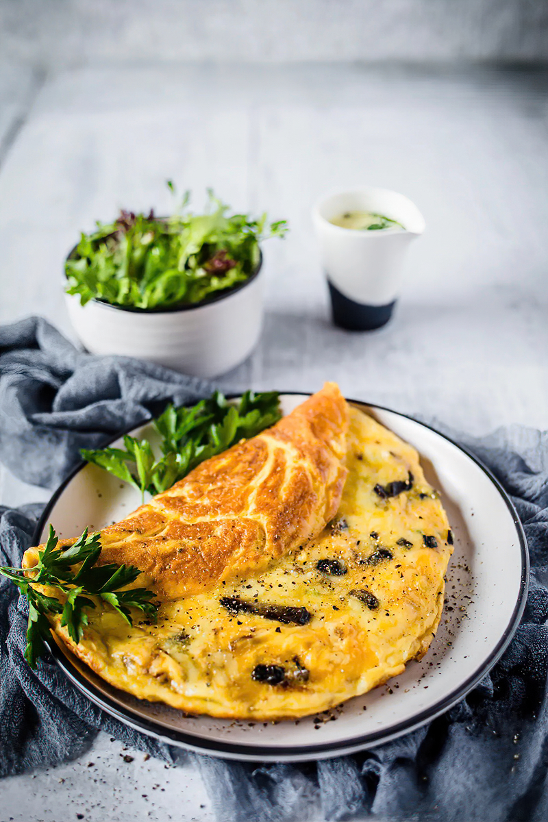 Receta omelette keto con champiñones