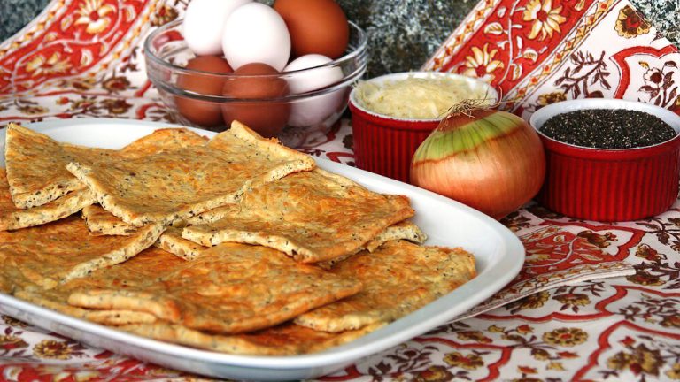 Receta pita de cebolla caramelizada y queso baja en carbohidratos