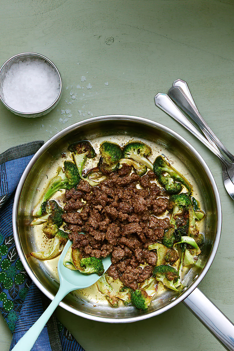 Receta plato keto de carne molida y brócoli