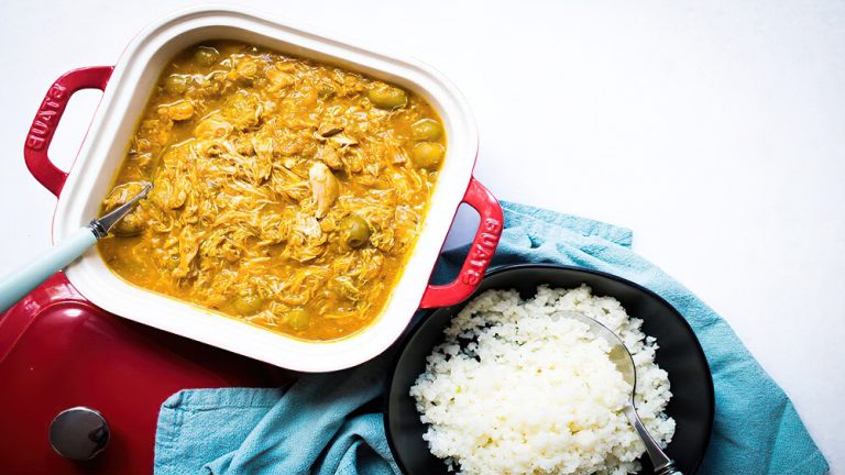 Receta pollo a la Jardinera con arroz de coliflor bajo en carbohidratos