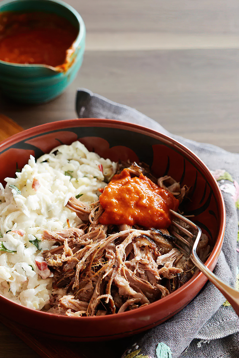 Receta pollo desmenuzado con ensalada de nabo