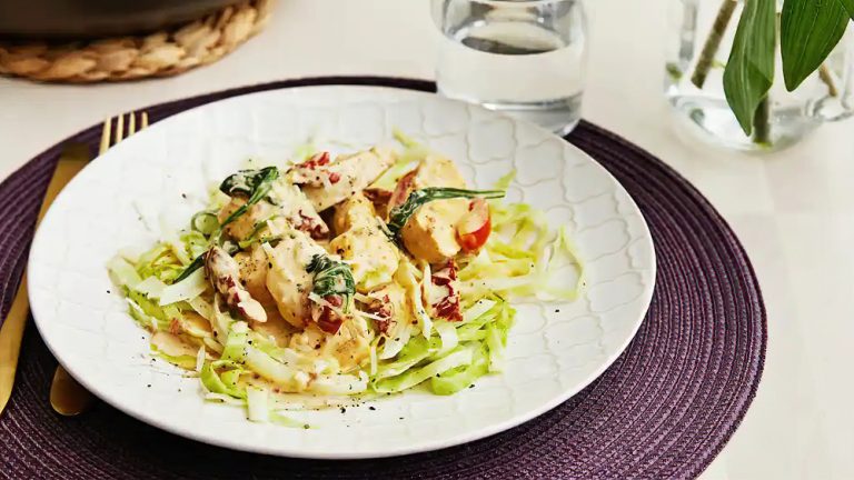 Receta pollo keto a la italiana con pasta de repollo