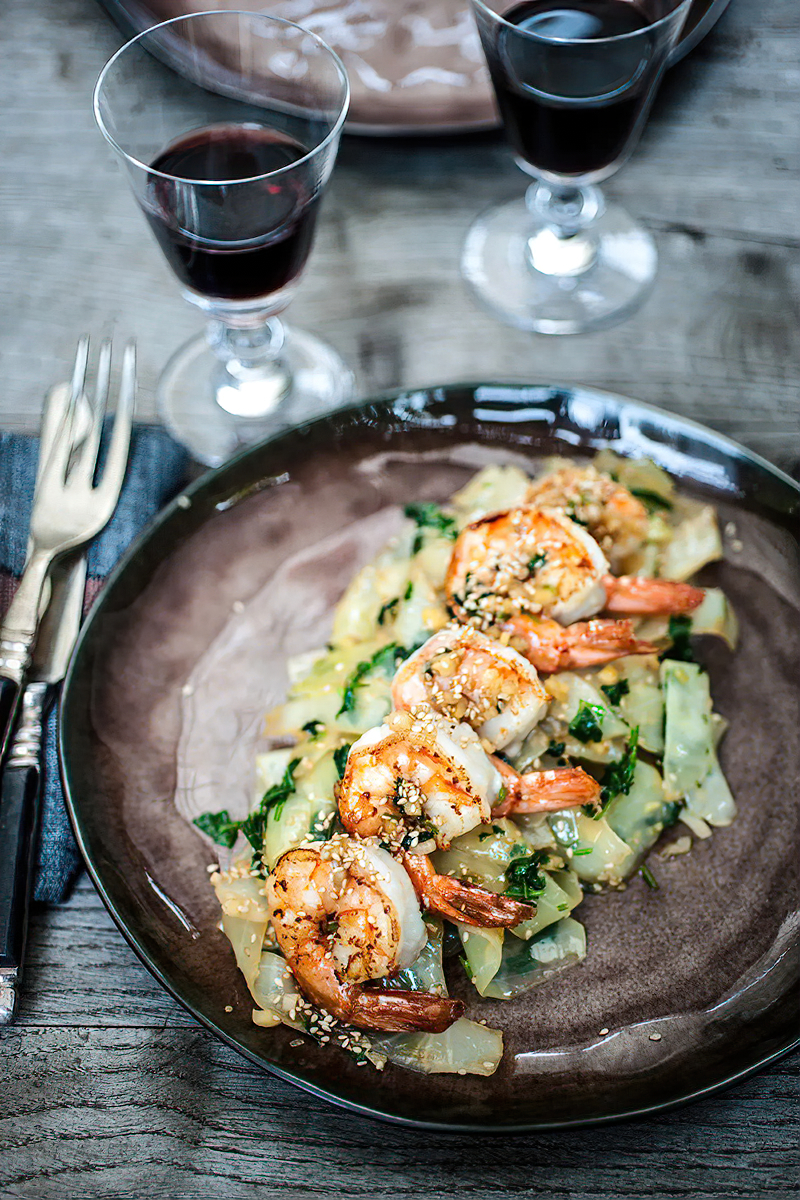 Receta salteado de gambas y col con ajo y jengibre