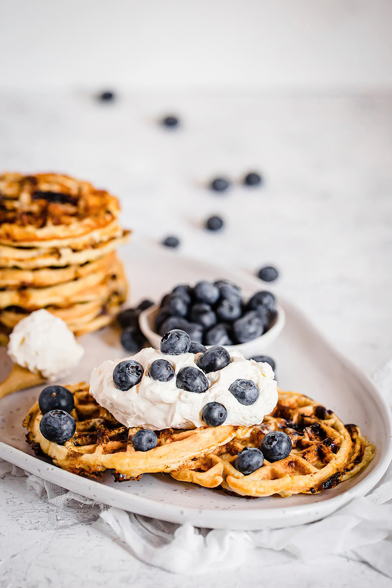 Receta waffles de arándanos