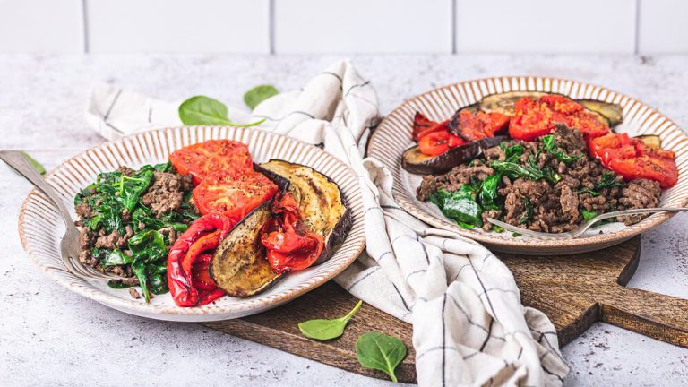 Receta carne picada con pimientos y berenjena