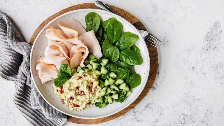 Receta ensalada italiana de pavo alta en proteína