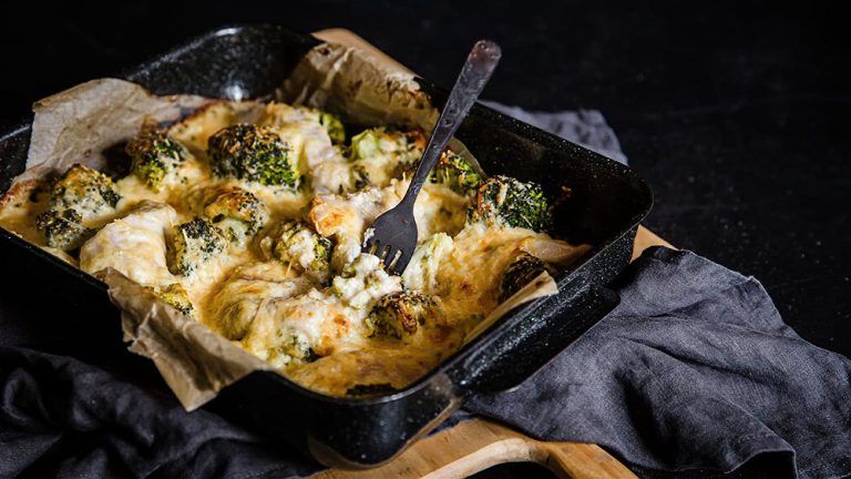Receta estofado de chuletas de cerdo y brócoli al horno