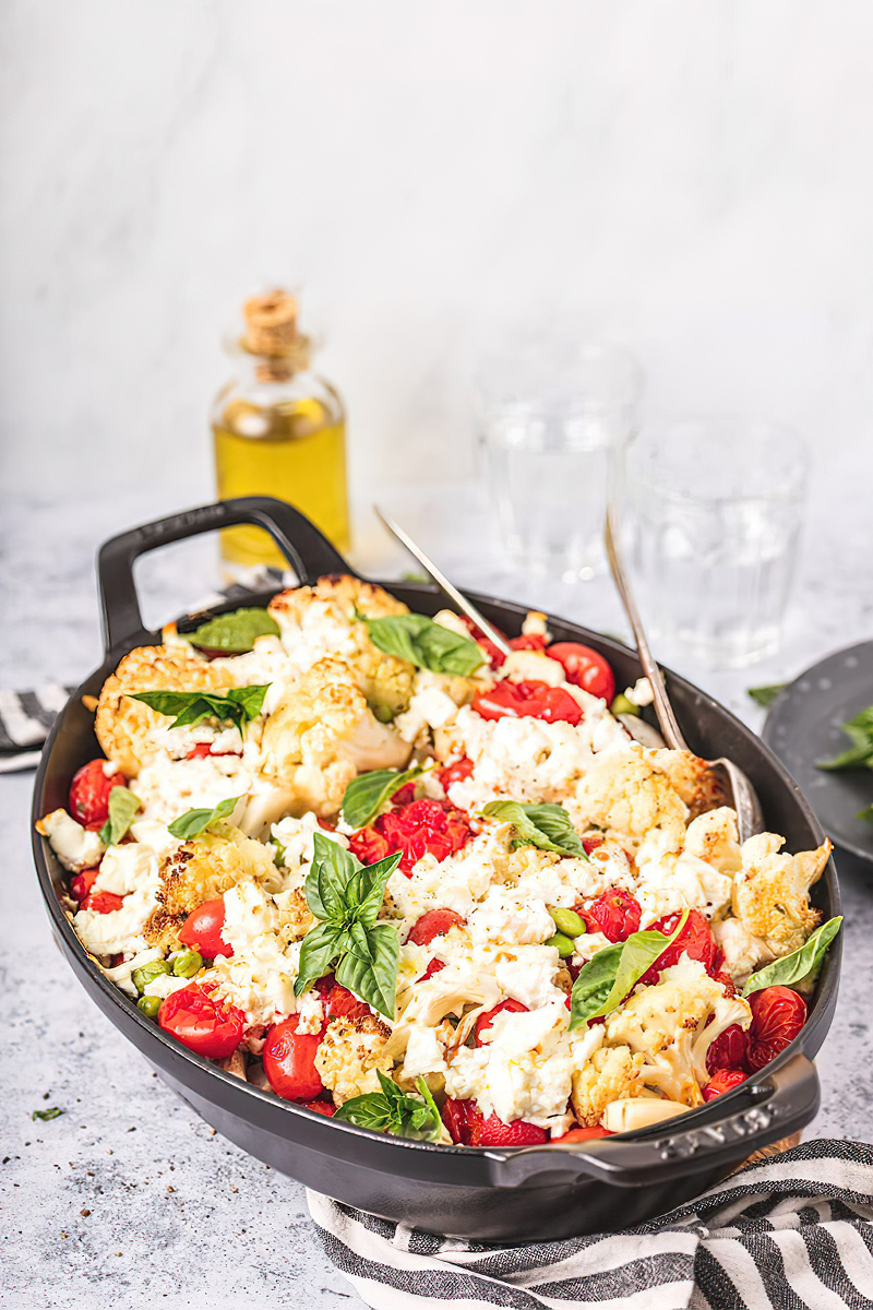 Receta bandeja al horno con coliflor y queso feta